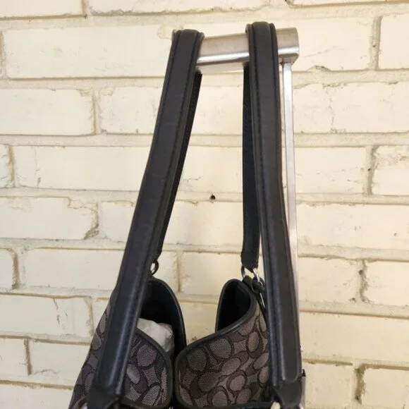 Euc Coach Edie Signature Jacquard Black & Gray Shoulder Bag